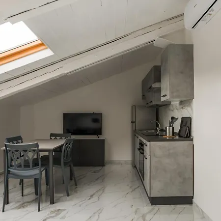 Ferienwohnung Mansarde Bella Napoli Exterior foto