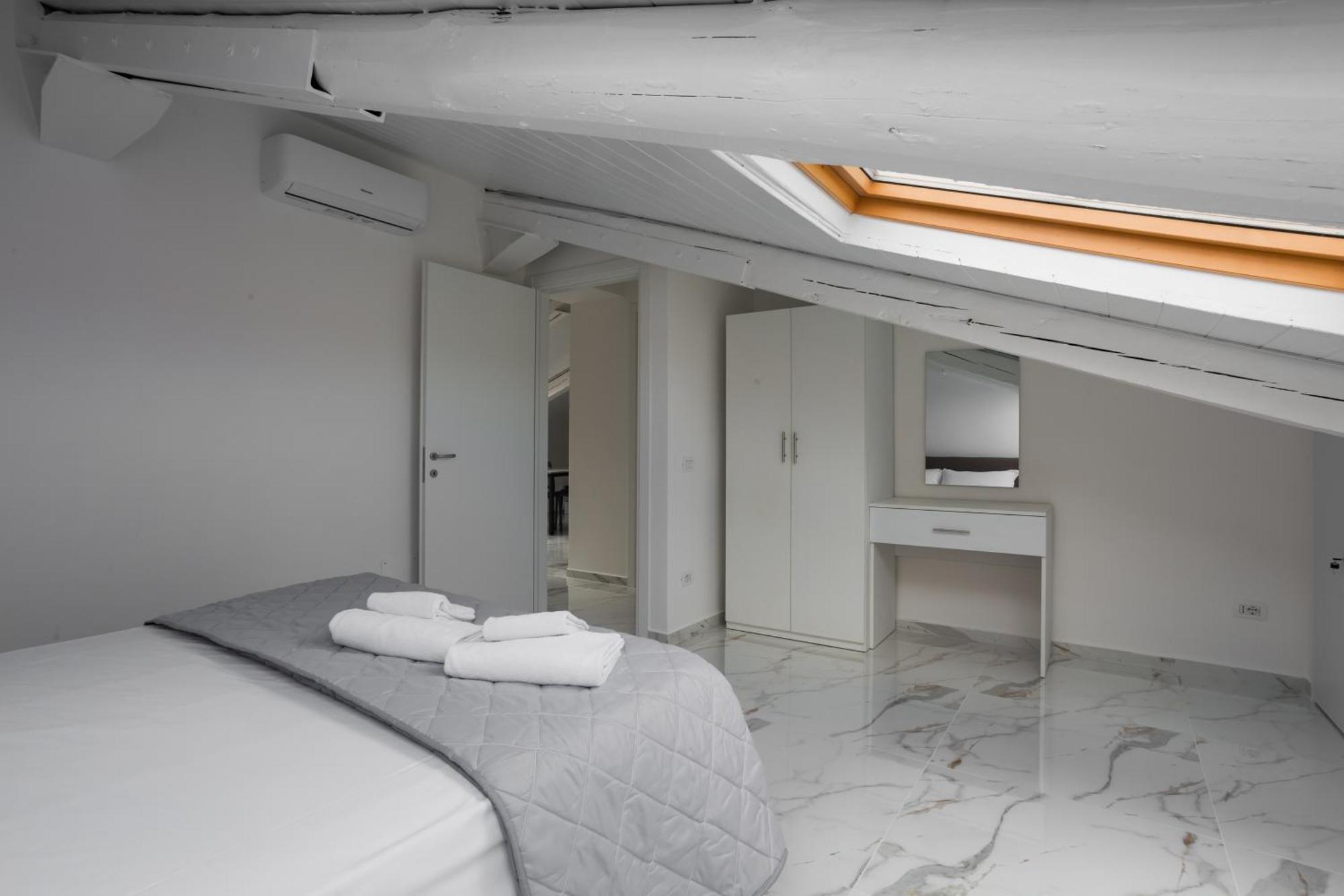 Mansarde Bella Apartamento *
